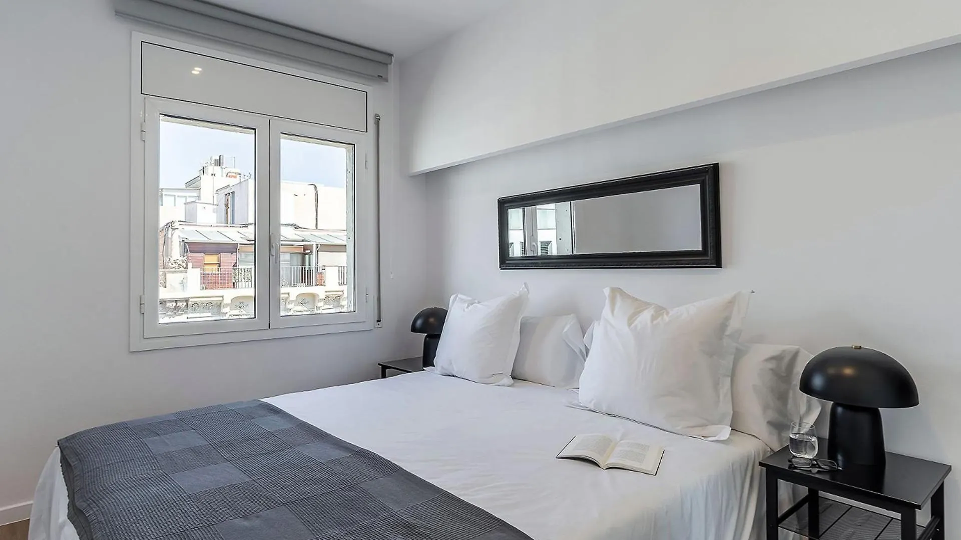 Ab Eixample Calabria Apartment Barcelona Spain