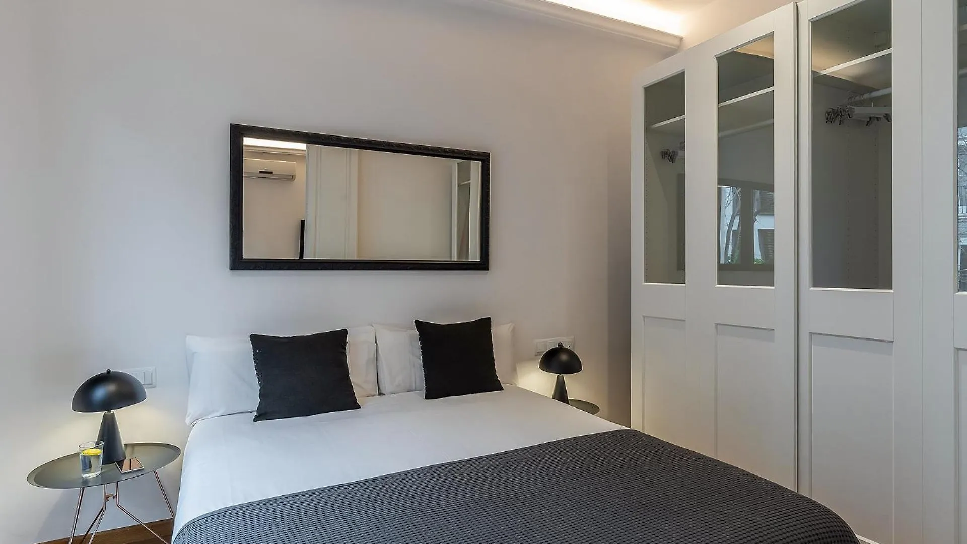 Ab Eixample Calabria Apartment Barcelona