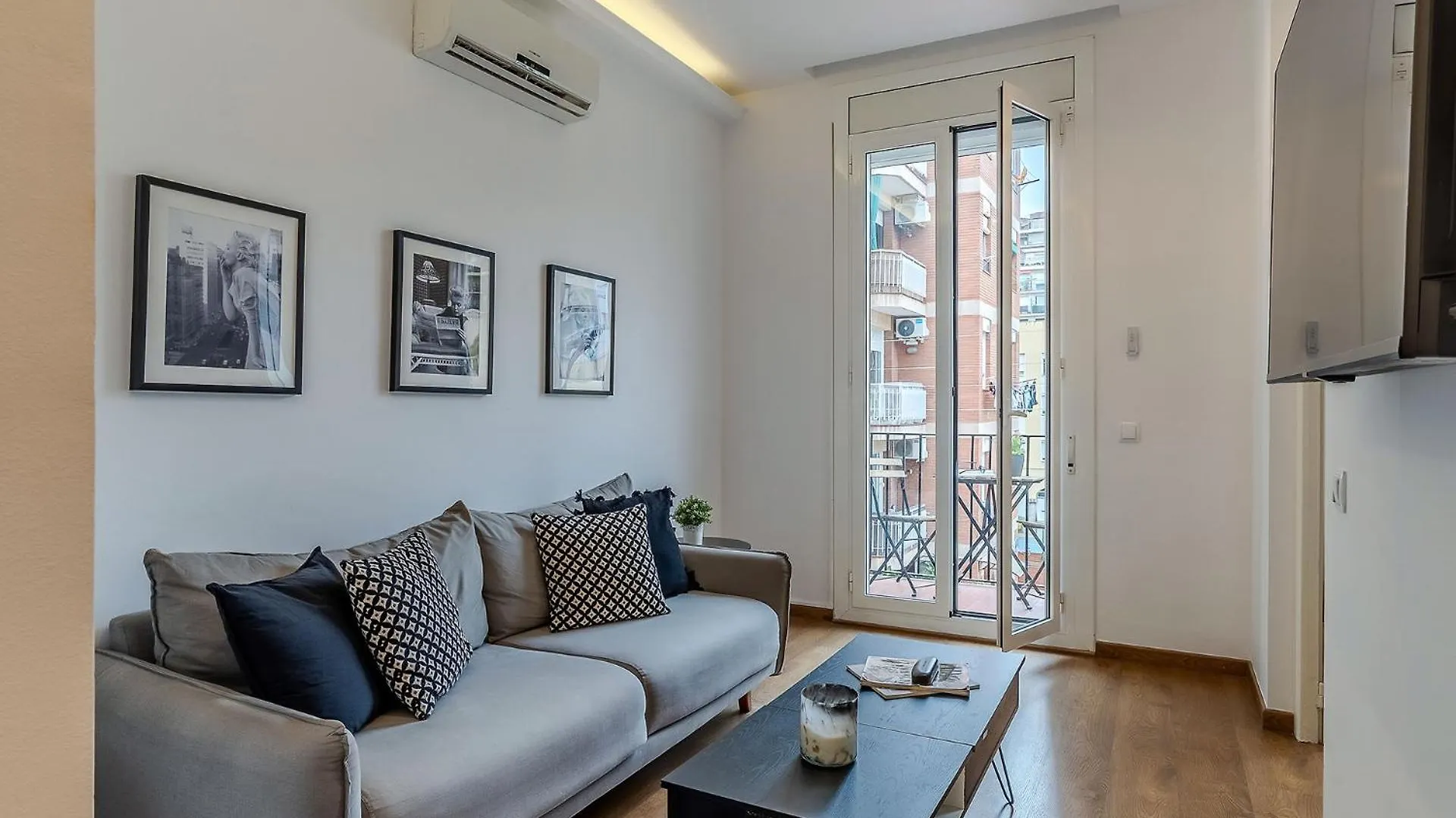 Ab Eixample Calabria Apartment Barcelona Spain