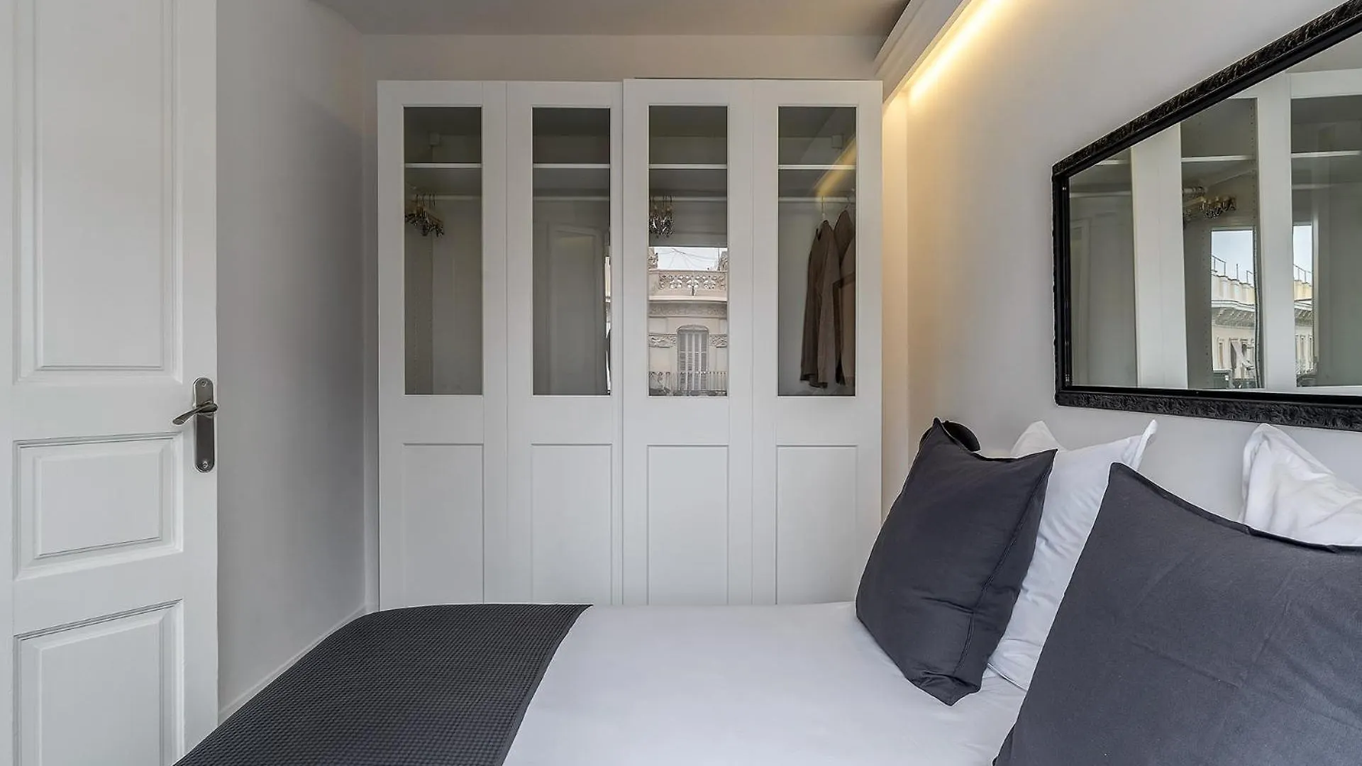 Ab Eixample Calabria Apartment Barcelona Spain